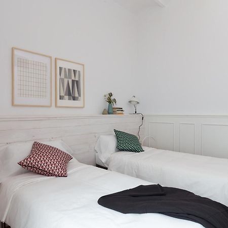 バルセロナCasa Cosi - Eixample 1アパートメント エクステリア 写真