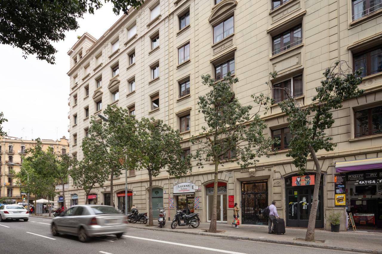 バルセロナCasa Cosi - Eixample 1アパートメント エクステリア 写真